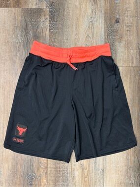 Under Armour Boy’s Size YXL Black Athletic Shorts with Coral Waistband